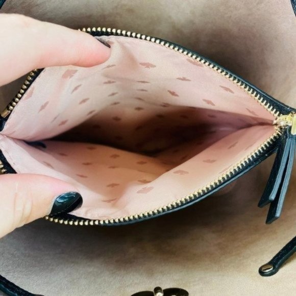 Kate Spade Marti Large Bucket Bag Convertible Shoulder Bag & Crossbody - Picture 7 of 8